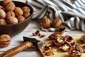 Crema toscana alle noci ricetta